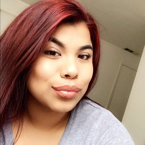 Meet your Posher, Lorraine